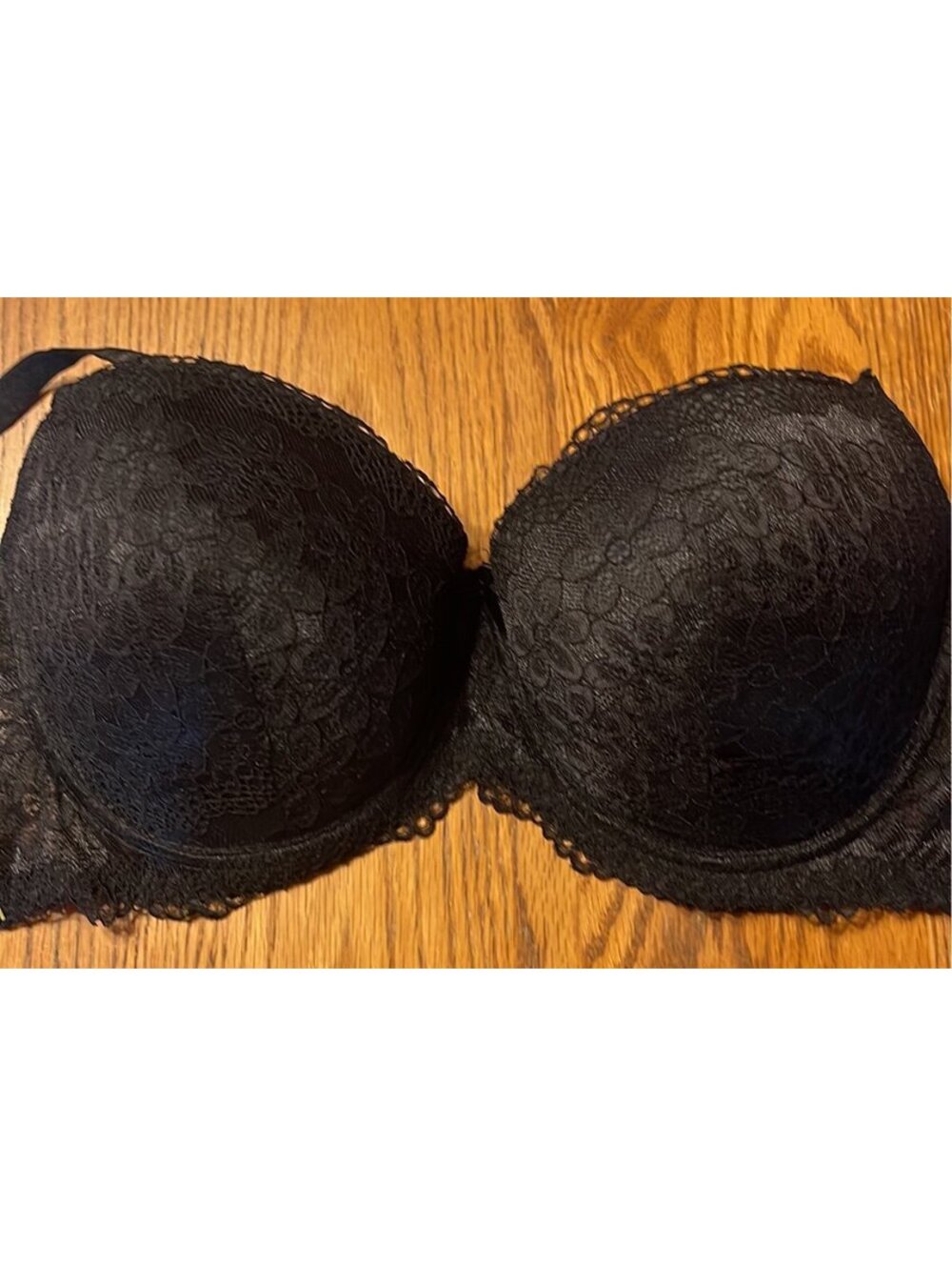 Black laced bras size 36 DD